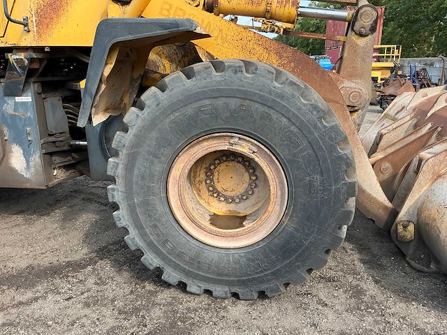 Komatsu wa380 shovel - afbeelding 5 van  47