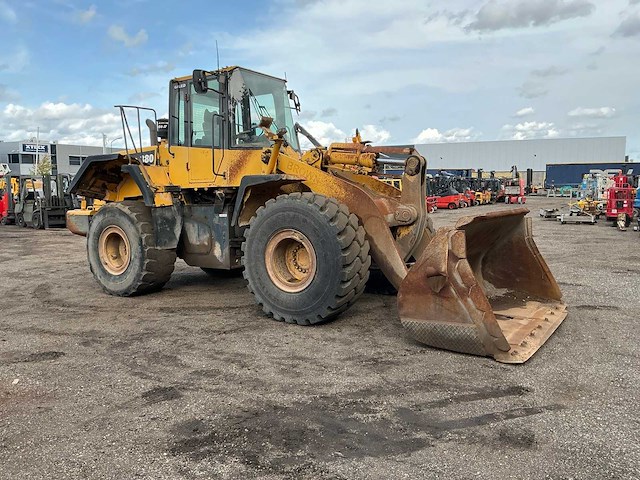 Komatsu wa380 shovel - afbeelding 46 van  47