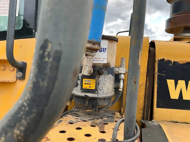 Komatsu wa380 shovel - afbeelding 8 van  27