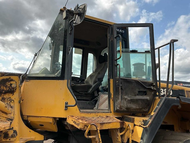 Komatsu wa380 shovel - afbeelding 9 van  27