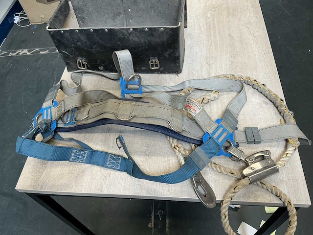 Komet valbescherming - afbeelding 2 van  3