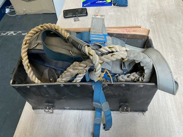 Komet valbescherming - afbeelding 3 van  3