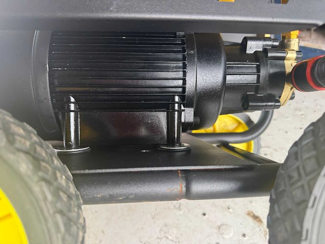 Kompaskar - model 380 - hd reiniger - hogedrukreiniger - afbeelding 7 van  9