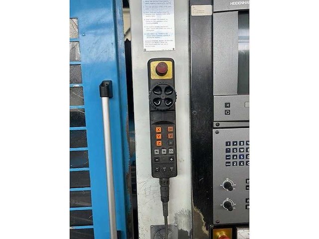 Kondia - 1998 - hm1060 - cnc verticaal bewerkingscentrum - afbeelding 10 van  15