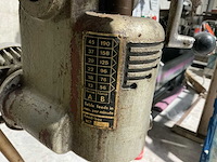 Kondia fv1 bedfreesmachines met beweegbare kolom - afbeelding 6 van  19