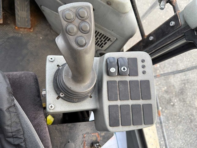 Konecranes - 2008 - smv 108 tb6 - reach truck - afbeelding 9 van  18