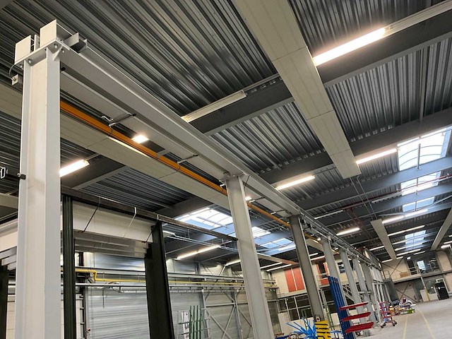 Konecranes jc6835 enkelligger bovenloopkraan 5000kg v.v. ctx400 loopcat met elektro staaldraadtakel + 77 meter m1 kraanbaan - afbeelding 10 van  24