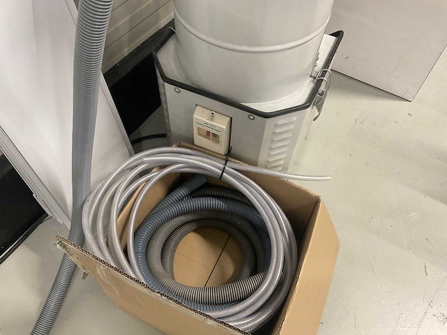 Kongsberg i-xl24 esko multicut cnc snijmachine - afbeelding 4 van  28