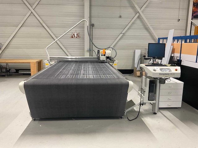 Kongsberg i-xl24 esko multicut cnc snijmachine - afbeelding 12 van  28
