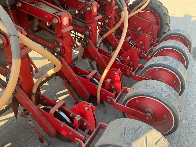 Kongskilde 408 precisie- / bonenzaaimachine - afbeelding 5 van  13