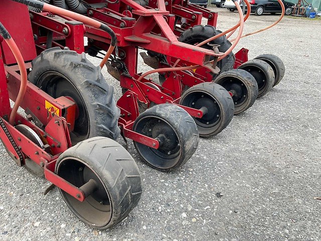 Kongskilde maiszaaimachine - afbeelding 12 van  14