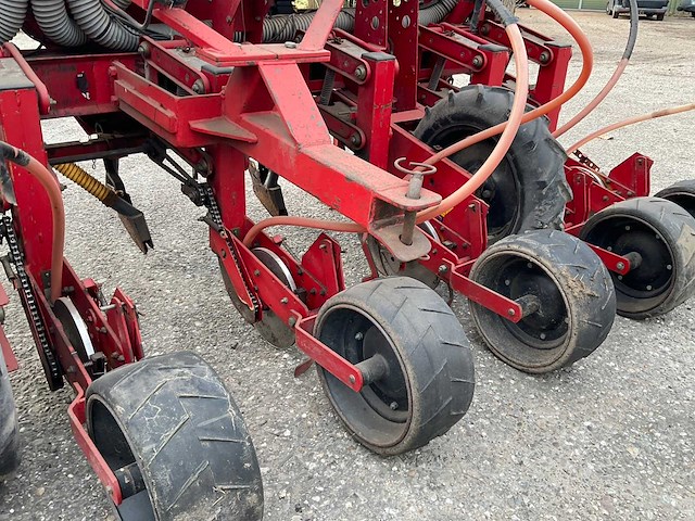 Kongskilde maiszaaimachine - afbeelding 14 van  14