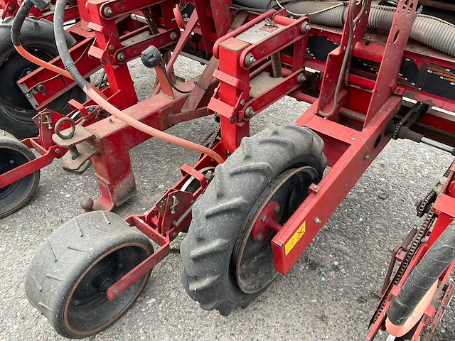 Kongskilde preci-sem precisiezaaimachine - afbeelding 3 van  19