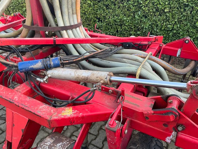 Kongskilde vibro flex akker- en graslandbemester - afbeelding 2 van  2