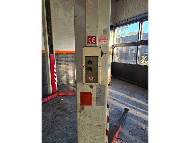 Koni - 2000 - ks-2030-a - 3000kg 2 koloms hefbrug - afbeelding 7 van  8