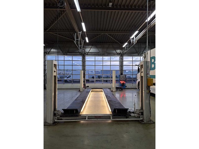 Koni - 2007 - 3723 - hefbrug - afbeelding 1 van  22