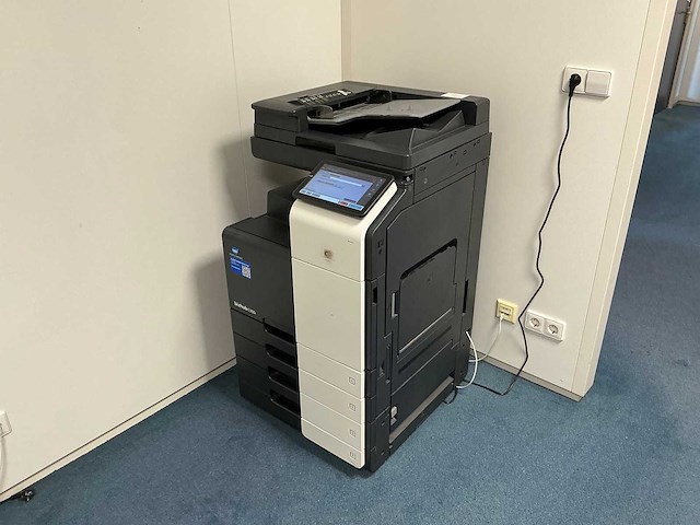 Konica minolta - bizhub c300i - laserprinter - afbeelding 1 van  8