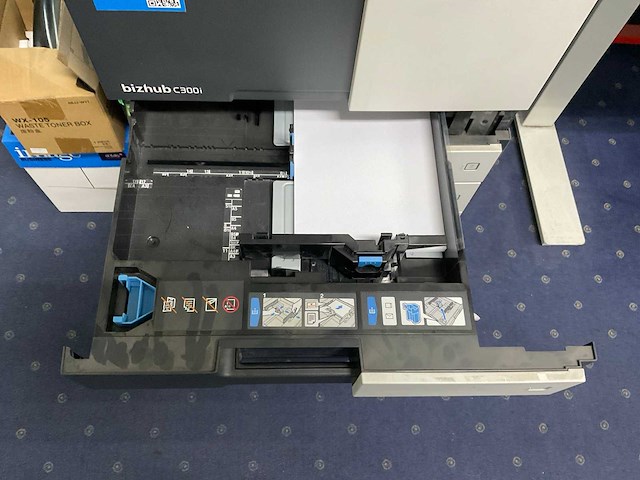 Konica minolta c300i bizhub multifunctionele kopieermachine - afbeelding 8 van  9
