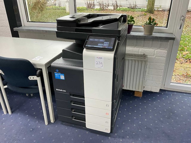 Konica minolta c300i bizhub multifunctionele kopieermachine - afbeelding 1 van  7