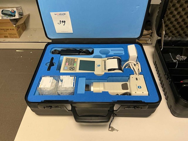 Konica minolta cr-400 chroma meter - afbeelding 1 van  4