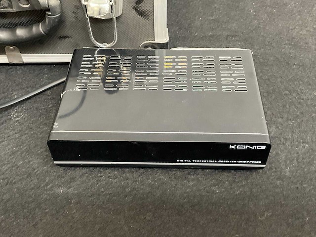 Konig dvb-t fta22 tv-ontvanger (2x) - afbeelding 1 van  2