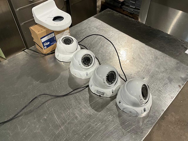 König electronics - beveiligingscamera (4x) - afbeelding 1 van  2