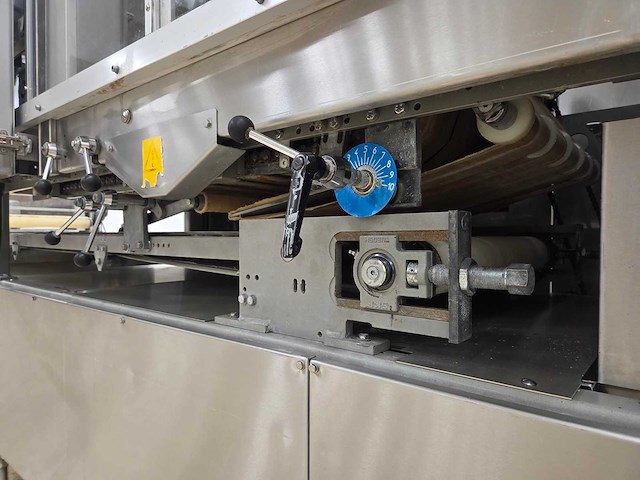 König industrie rex - 2000 - automatische broodjeslijn - afbeelding 21 van  42