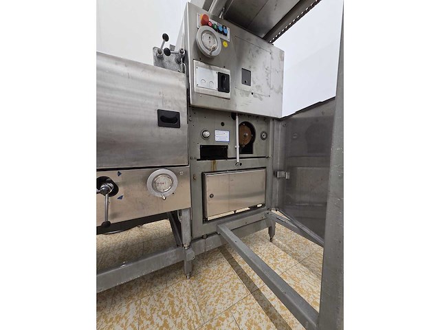 König industrie rex - 2000 - automatische broodjeslijn - afbeelding 42 van  42