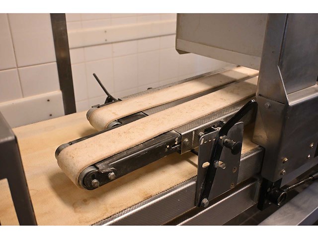 König rex automat mini rex 4000 tr / fs sk58 + ak70 kleinbroodlijn - afbeelding 13 van  14