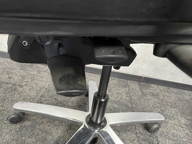 König+neurath - 2x bureaustoel - 8x conferentiestoel - afbeelding 3 van  3