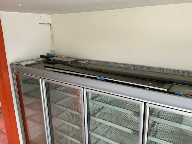 Koning koudetechniek 4m koelvitrine - afbeelding 6 van  7