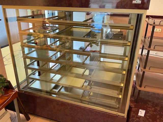 Koning presentatie koelvitrine - afbeelding 3 van  5