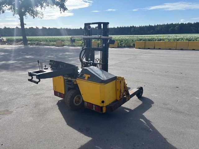 Kooiaap - 2001 - v50-4 - meeneemheftruck - afbeelding 2 van  10
