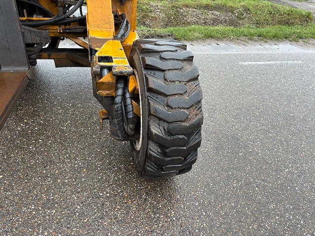 Kooiaap - vorkheftruck - afbeelding 30 van  31