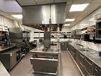 Kookeiland met afzuigkap - afbeelding 12 van  21