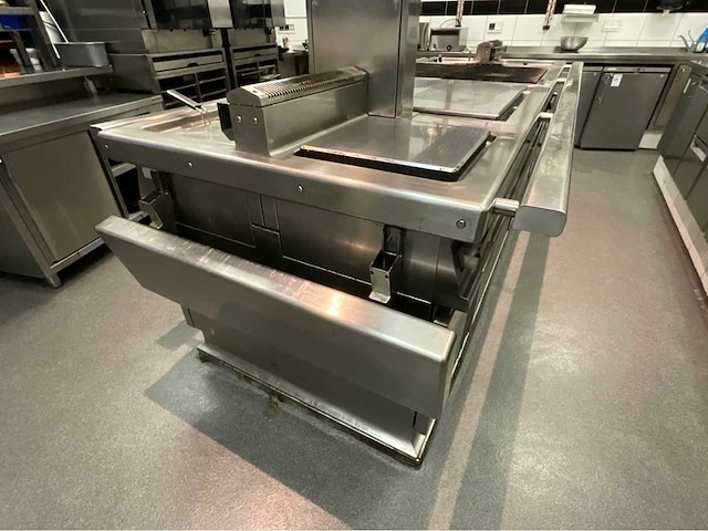 Kookeiland met afzuigkap - afbeelding 17 van  21