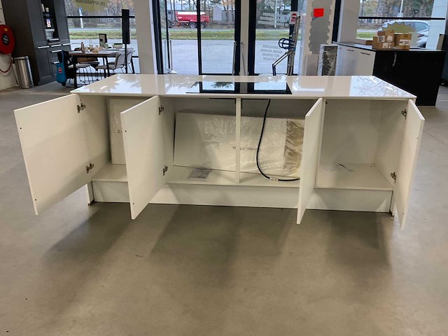 Kookeiland showroommodel - afbeelding 5 van  8