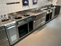 Kooklijn met apparatuur (combinatiekavel 124-128) - afbeelding 3 van  3