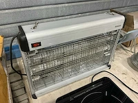 Kookplaat en insectenlamp - afbeelding 3 van  5