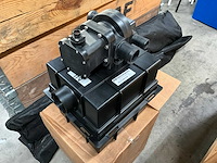 Koolstofvezel tank en diverse onderdelen - afbeelding 9 van  11