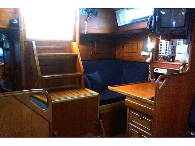 Koopmans 36 zeiljacht centre cockpit - afbeelding 4 van  29