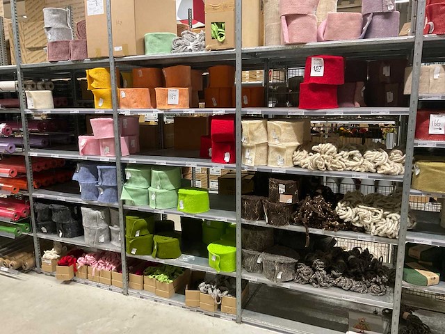 Koord, vilt - afbeelding 1 van  48