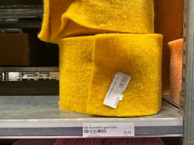 Koord, vilt - afbeelding 30 van  48