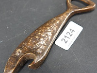 Koper/brons haai als flesopener