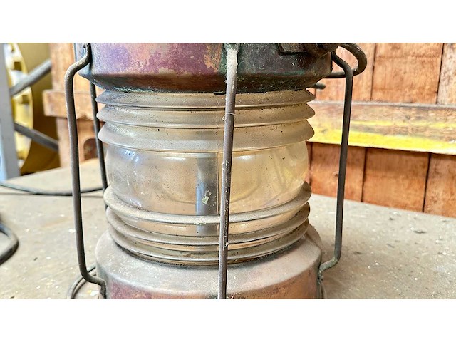 Koperen ankerlicht met fresnel lens - afbeelding 3 van  3