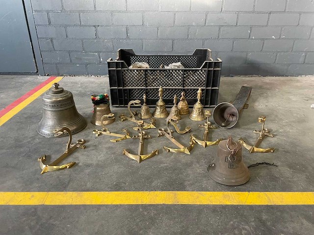 Koperen bellen - afbeelding 1 van  2