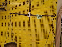 Koperen hangweegschaal voor plantjes - afbeelding 3 van  3