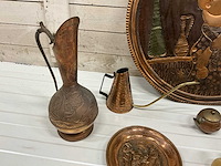 Koperen kruik, theepot, schaal, beeldjes - afbeelding 7 van  8