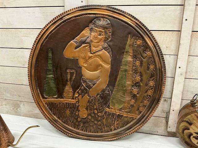 Koperen kruik, theepot, schaal, beeldjes - afbeelding 8 van  8