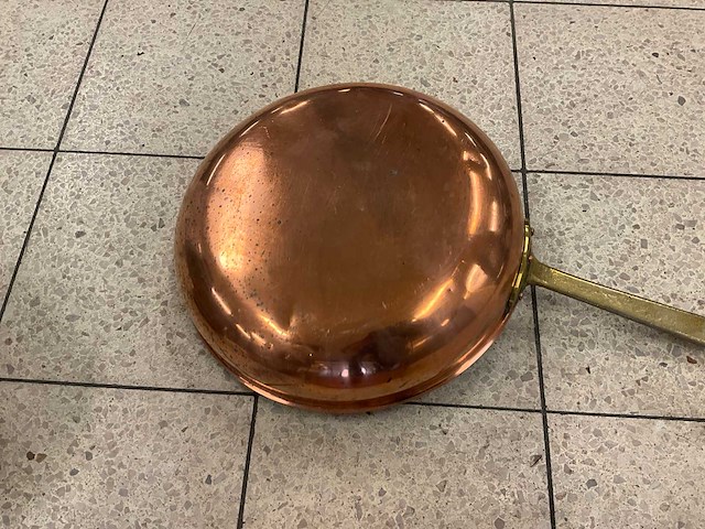 Koperen pannen en brander (4x) - afbeelding 6 van  6